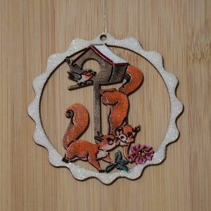 Écureuils et oiseau bois - 8 cm - 15 €